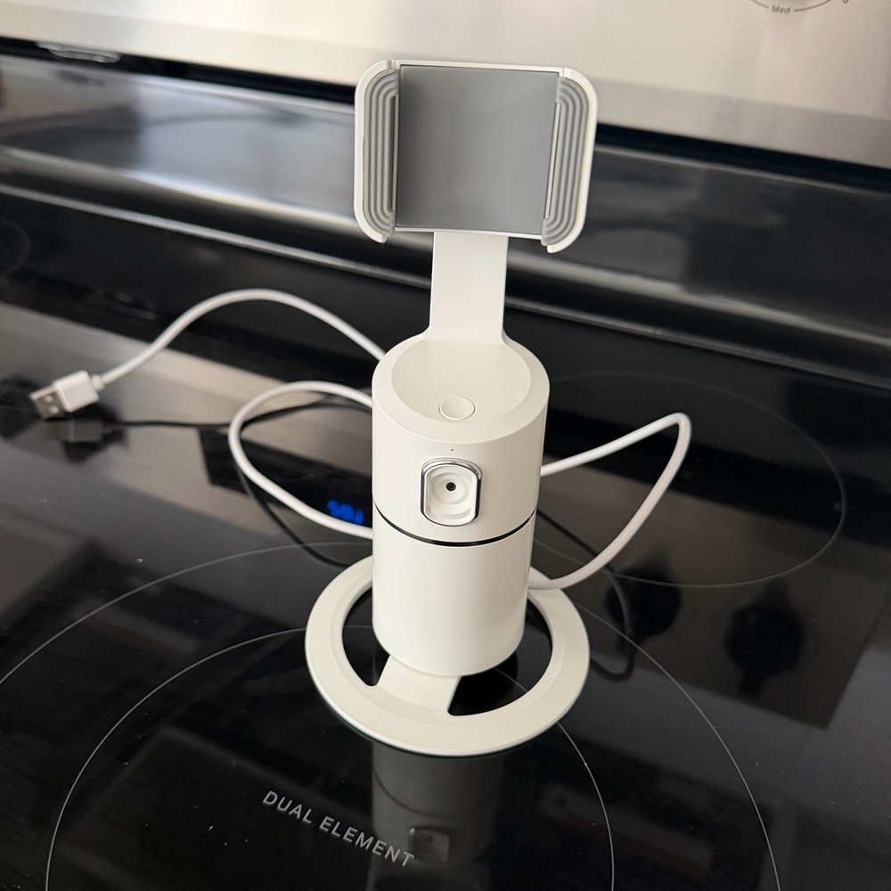 Auto Face Tracking Phone Holder | Hands-Free Video Stand 360